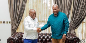 Akufo-Addo Meets President Mahama at Kwahu Easter Celebrations