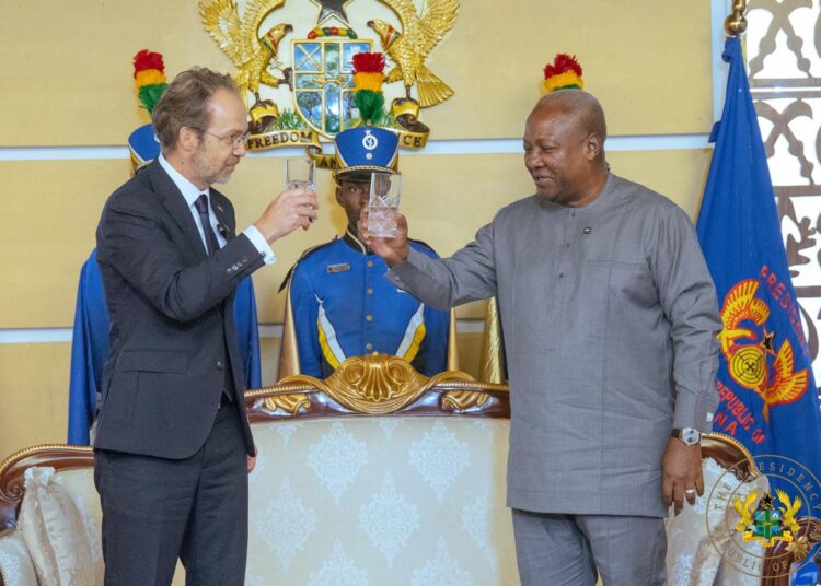President Mahama Meets British High Commissioner, Calls for Stronger UK Business Presence